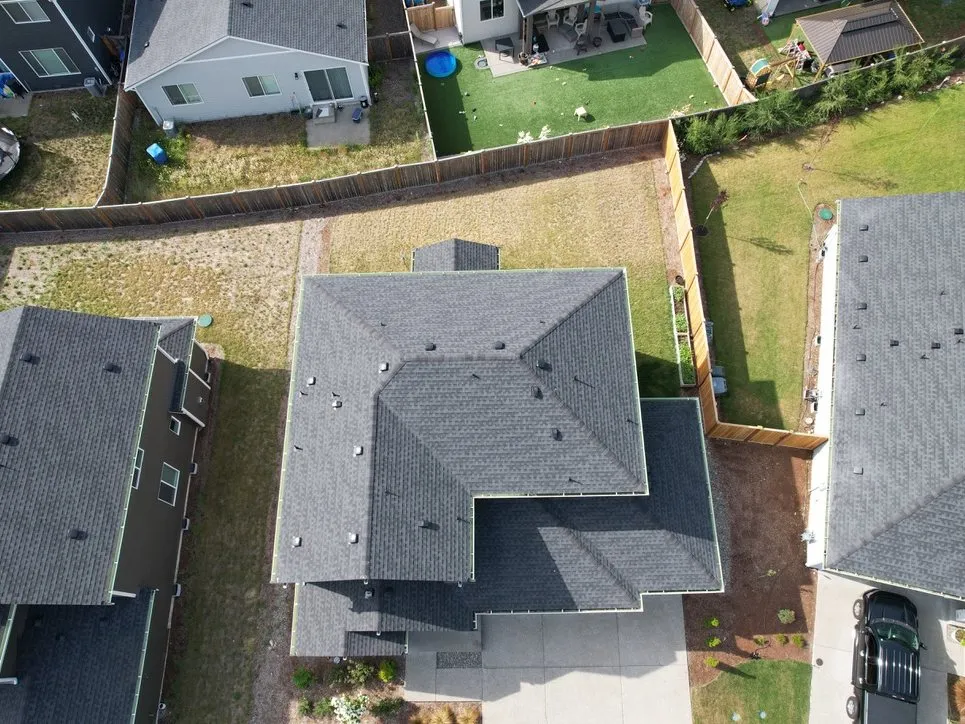 A new architectural shingle roof seen from above